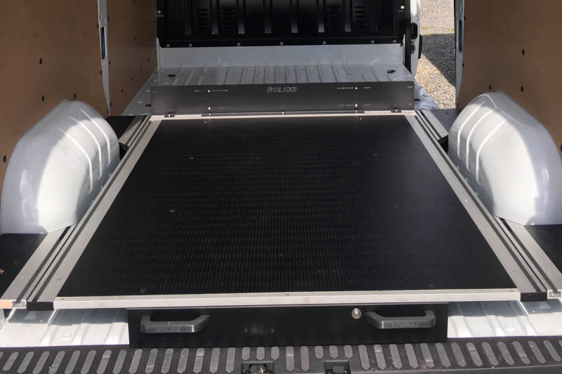 Plateau véhicule utilitaire avus72